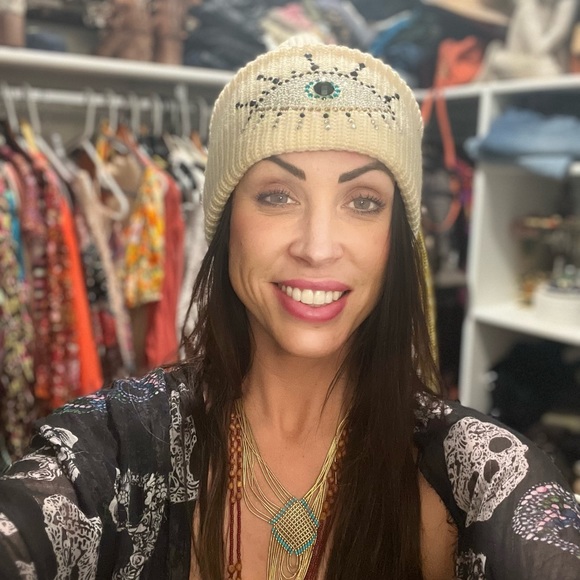 LIVE- listing ✌️🫶☀️ - Picture 4 of 9